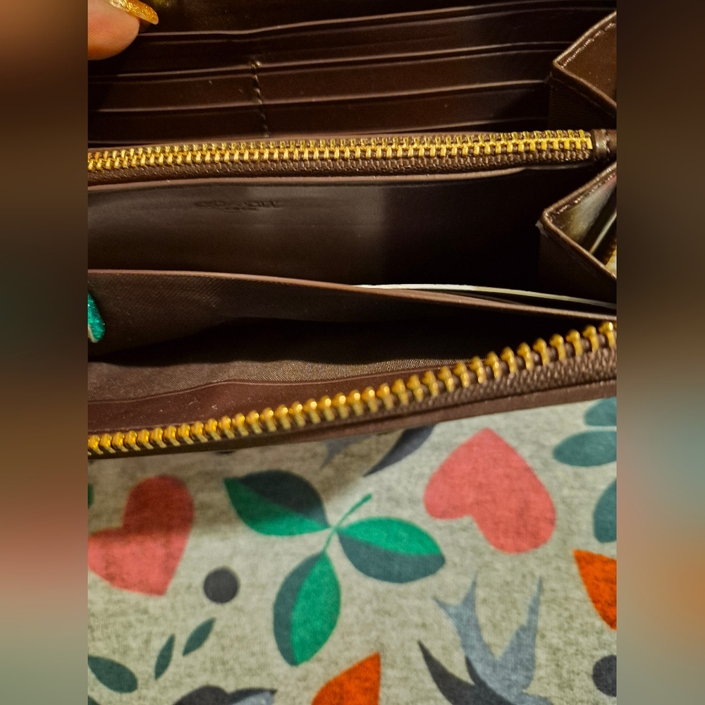 COACH 🎀 CONTINENTAL WALLET ♥️ OMBRE QUILTED ACCORDIAN ZIP ♥️ OXBLOOD MULTI🔥NWT - Picture 13 of 16